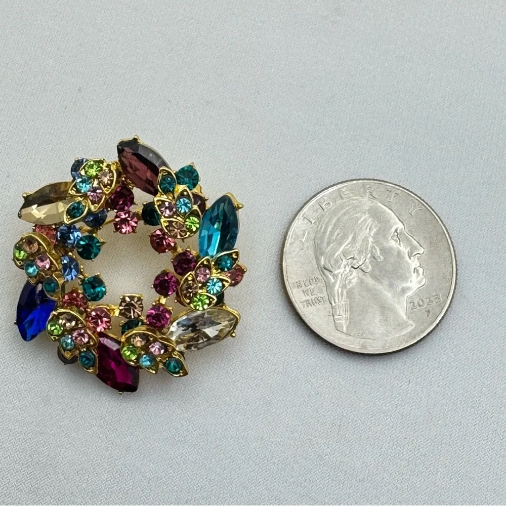 Gold Tone Multicolor Crystal Wreath Brooch Statement Rhinestone Pin Rainbow